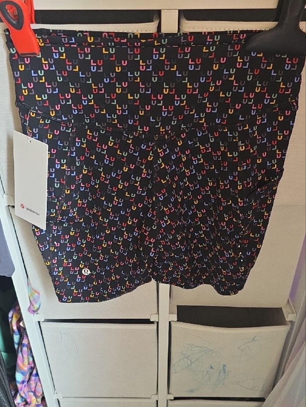 Fast and Free HR Short 6" Pockets - Black with Rainbow Logo Print - Picture 4 of 9